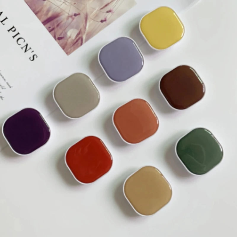 Cutesy™ Square Popping Sockets