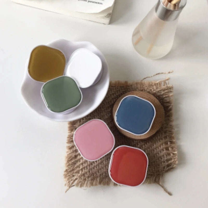 Cutesy™ Square Popping Sockets