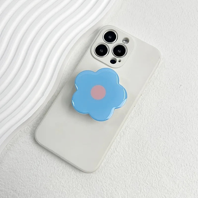 Cutesy™ Flower Socket Pocket